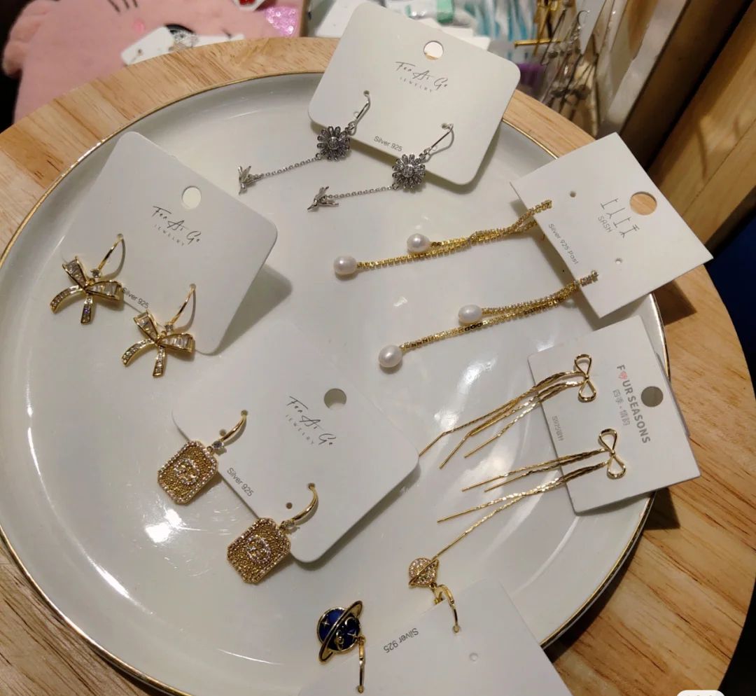 Jewelry In Weight