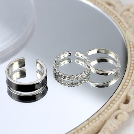 Simple Rings