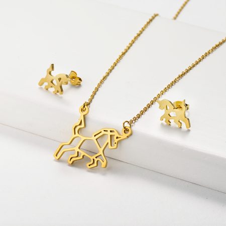 Fashion Jewelry 18k Gold Stainless Steel Hollow Horse Jewelry Set