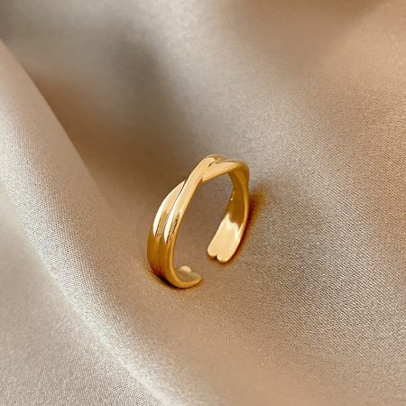 Simple Rings