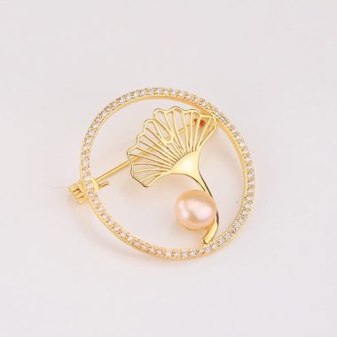 brooch