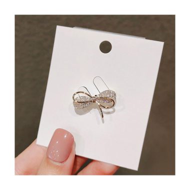 brooch