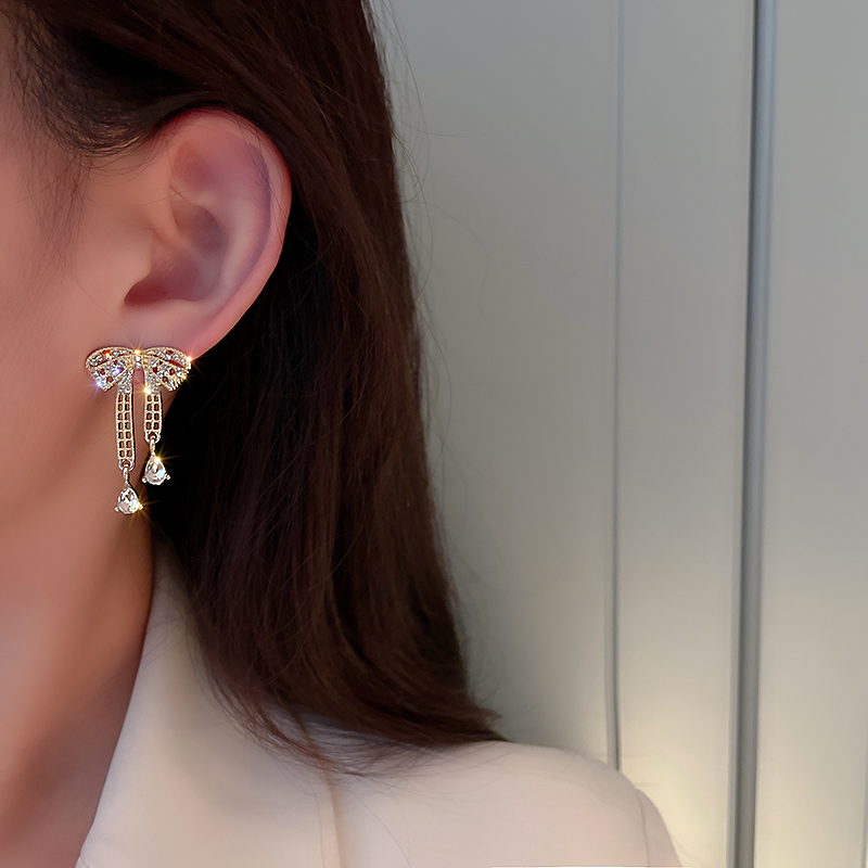 Ladies Jewelry