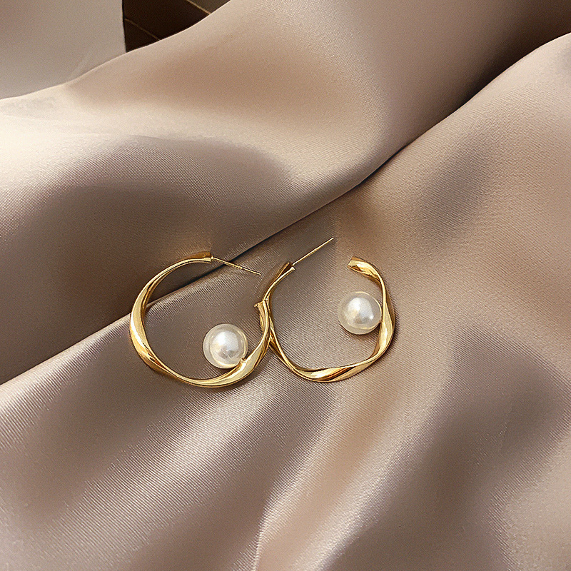 Ladies Jewelry