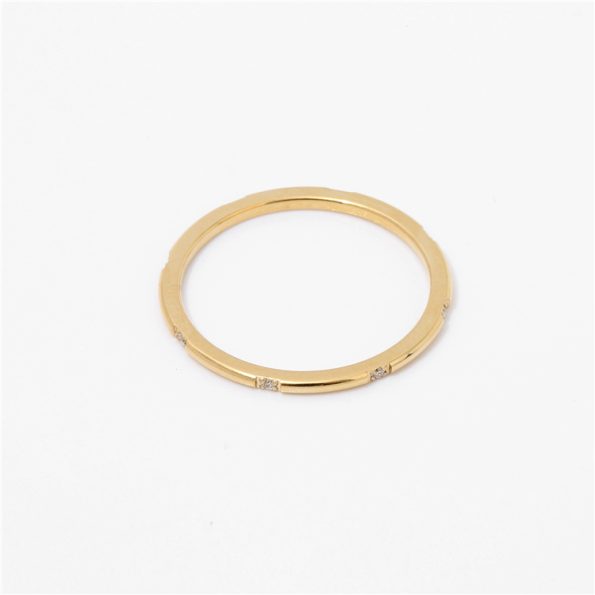 Simple Ring