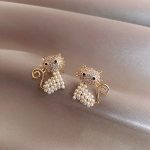 Stud Earrings (4)