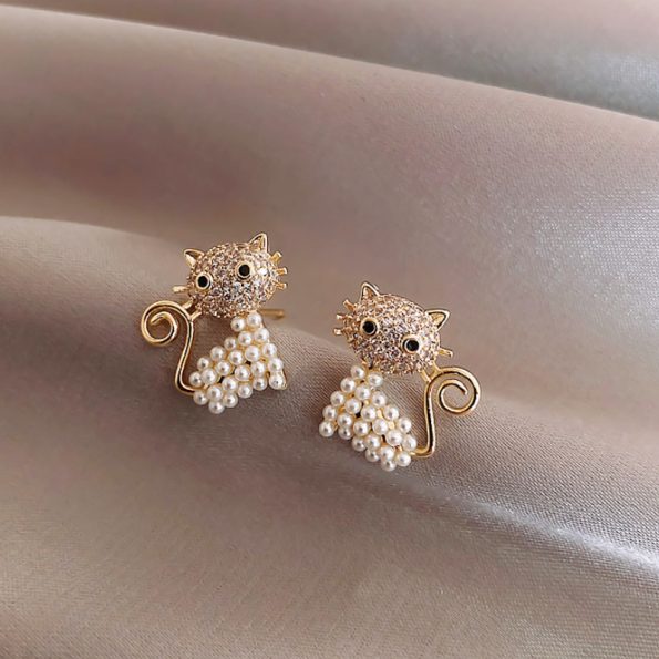 Stud Earrings (1)