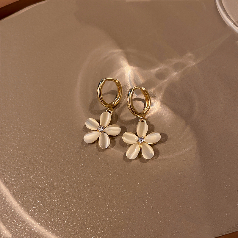 Ladies Jewelry