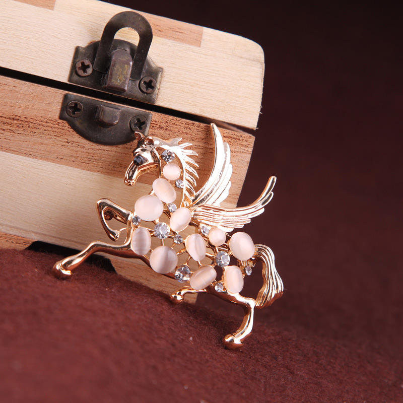 Wholesale Brooch
