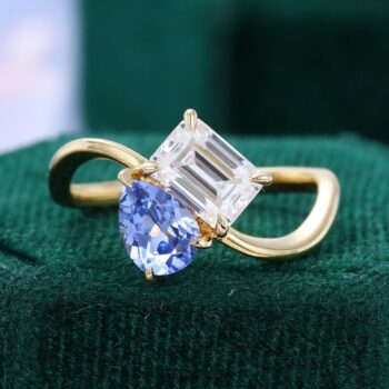 Cornflower Sapphire & Moissanite Swirl Toi et Moi Ring