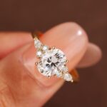 FE0623ED-0A10-3CA9-B346-7101A19604A4