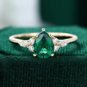 Vintage Pear Shaped Emerald Ring Anniversary Gift For Her